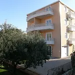Vrbat דירה