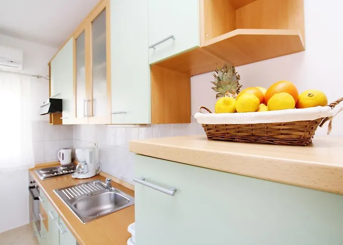 アパート Vrbat セゲット・ヴラニツァ