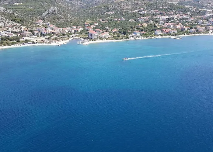 Vrbat アパート *