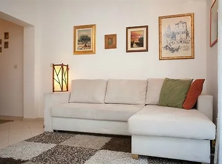 Apartament Vrbat *